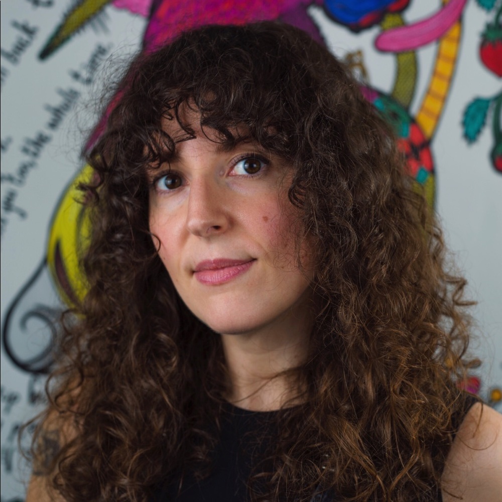 Meet your Posher, Laura
